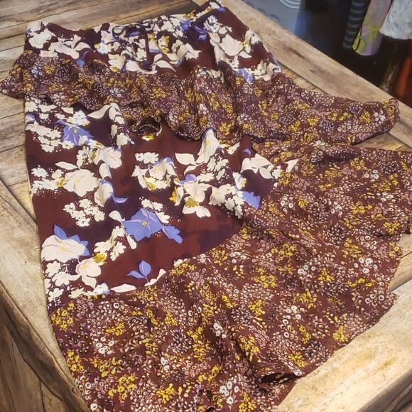 Ruffled gypsy style elastic waist skirt size large - Picture 4 of 7